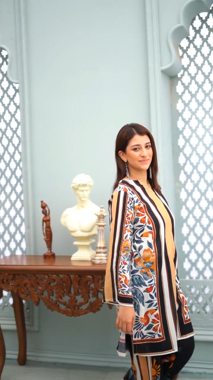 Elegant Casual Wear unstished